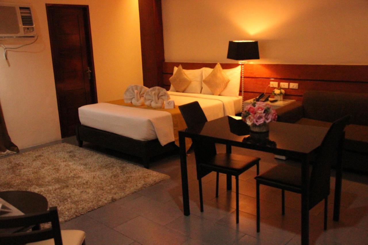 Grace Crown Hotel Angeles Dış mekan fotoğraf