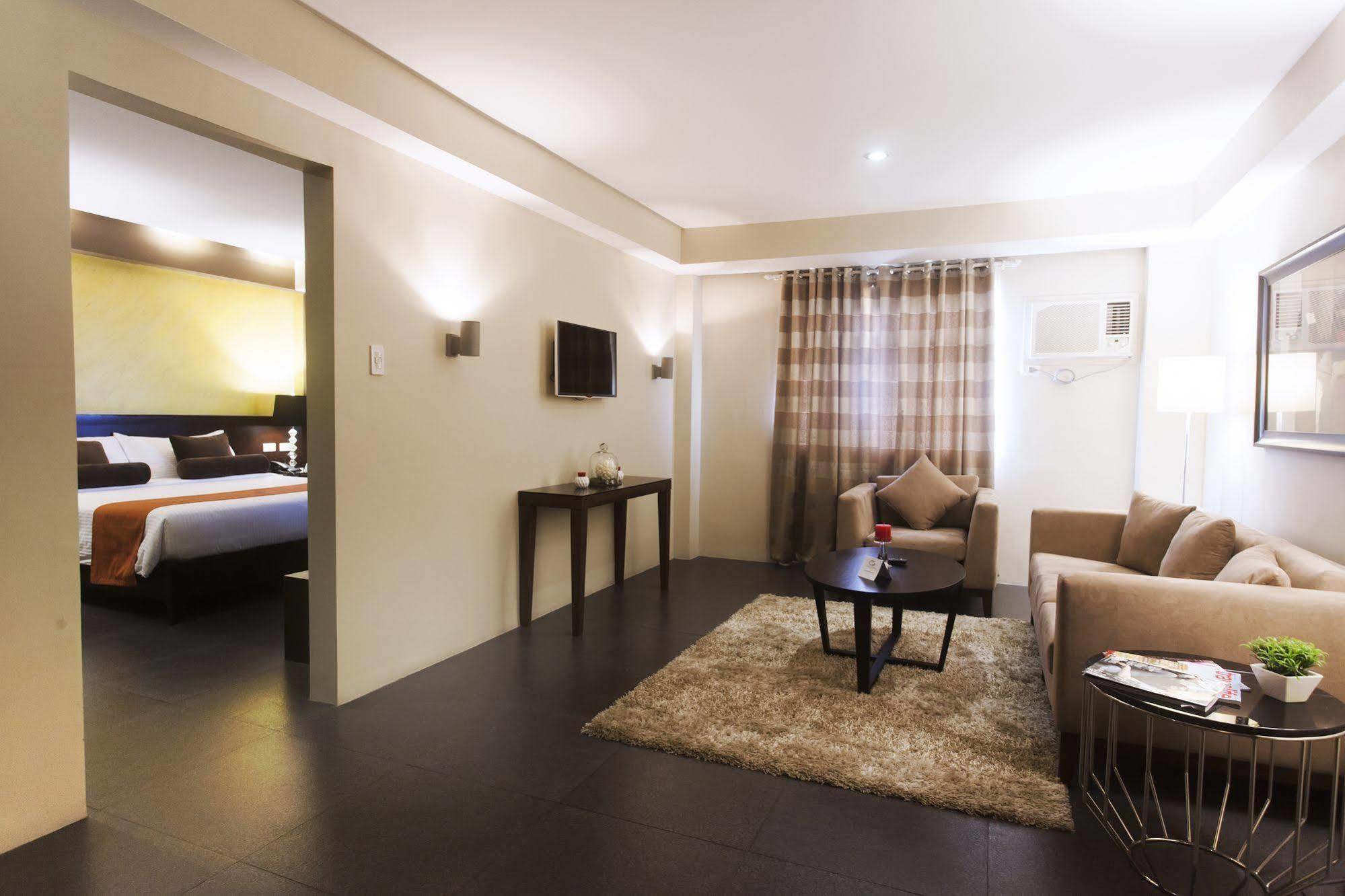 Grace Crown Hotel Angeles Dış mekan fotoğraf