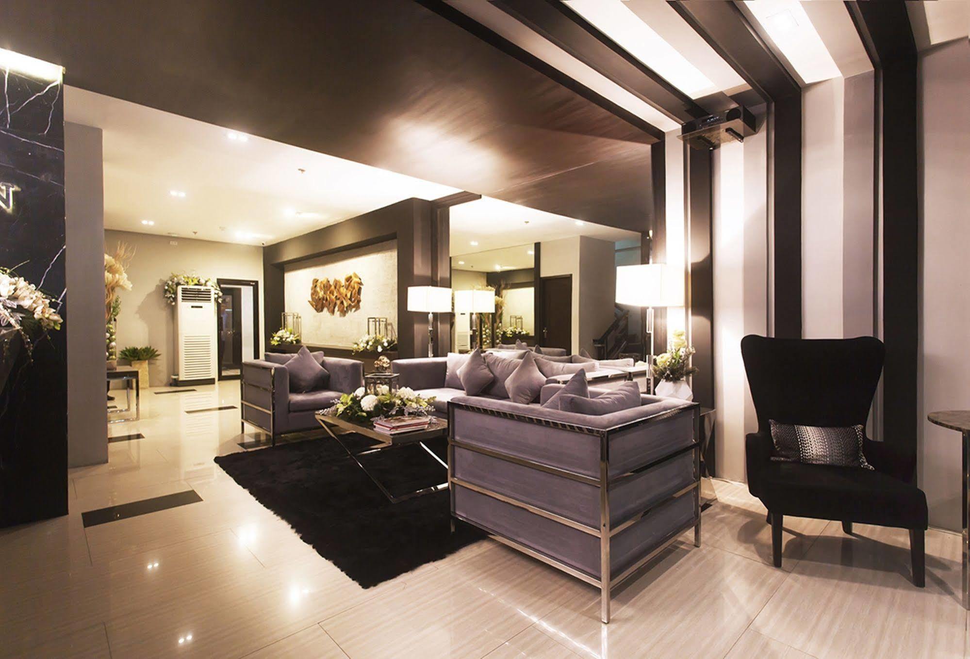 Grace Crown Hotel Angeles Dış mekan fotoğraf